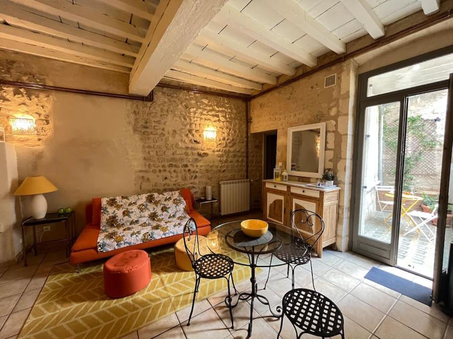 "La Maison Jaune" Arles Centre Terrasse Bagian luar foto